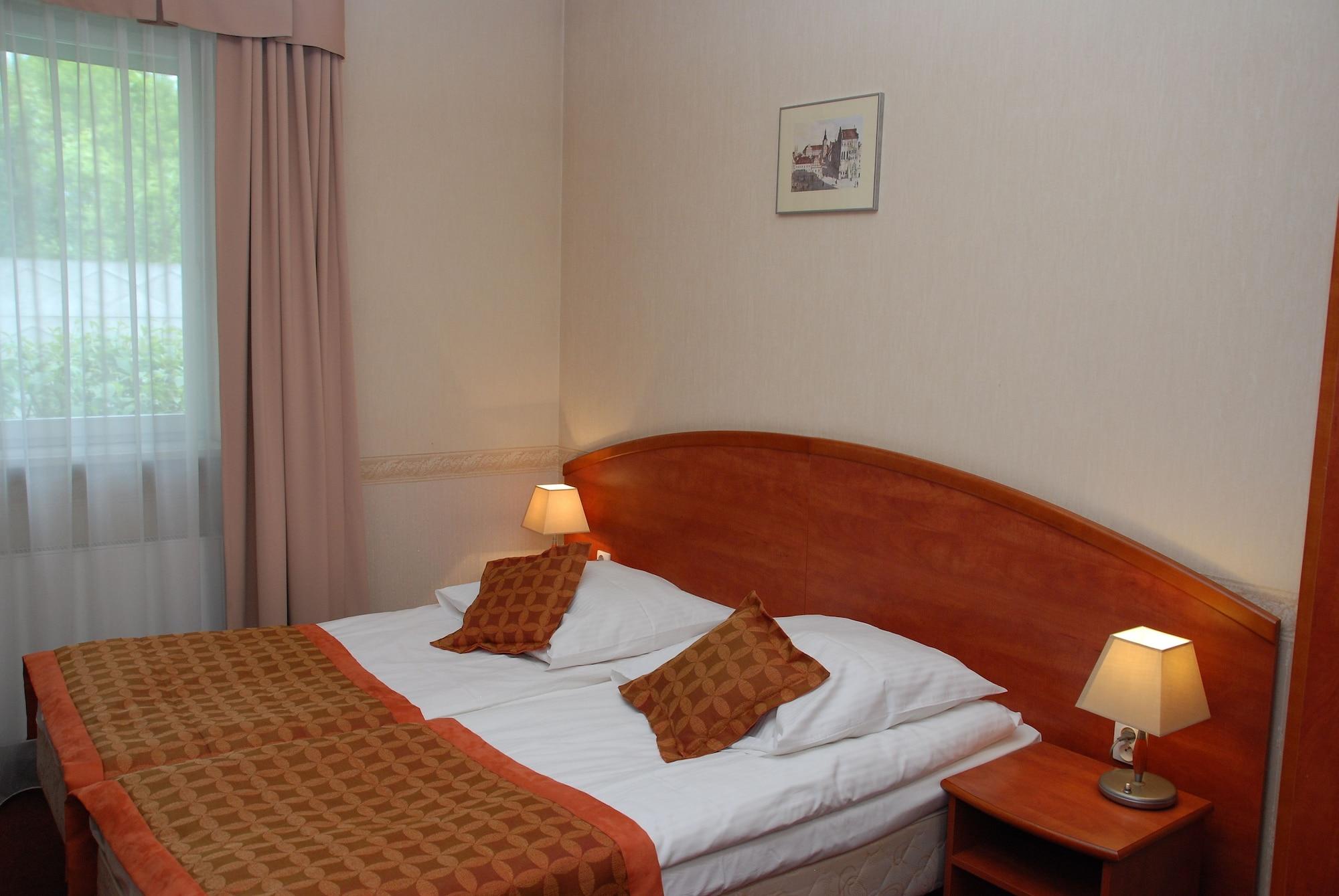 Hotel Topaz Poznan Centrum Eksteriør billede
