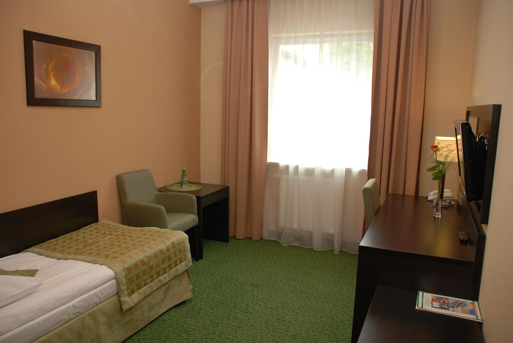 Hotel Topaz Poznan Centrum Eksteriør billede