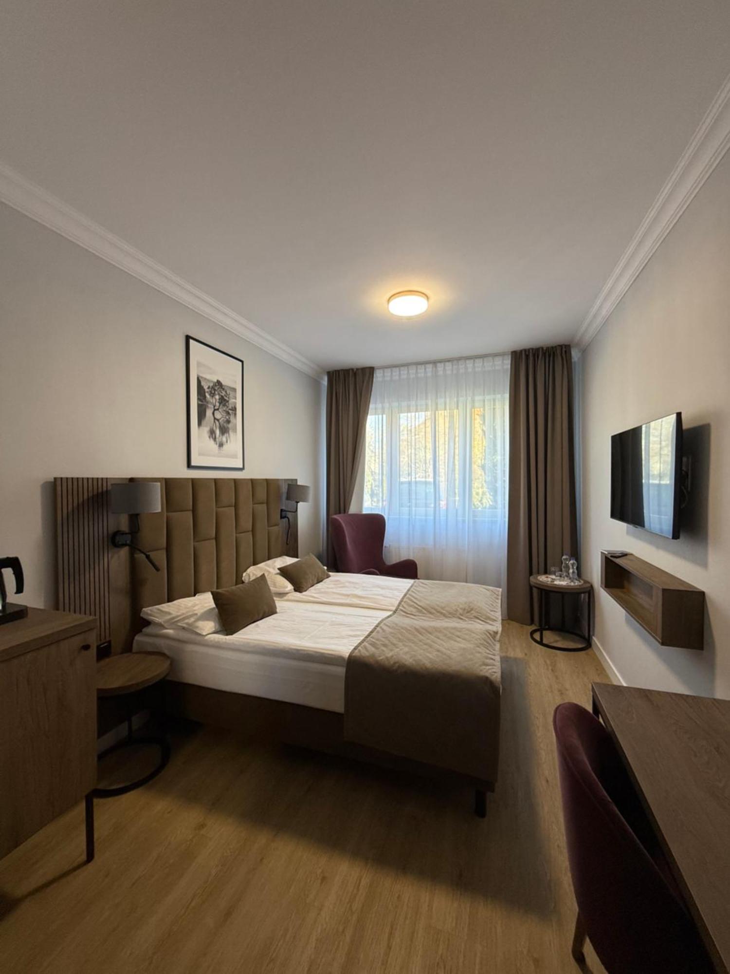 Hotel Topaz Poznan Centrum Eksteriør billede