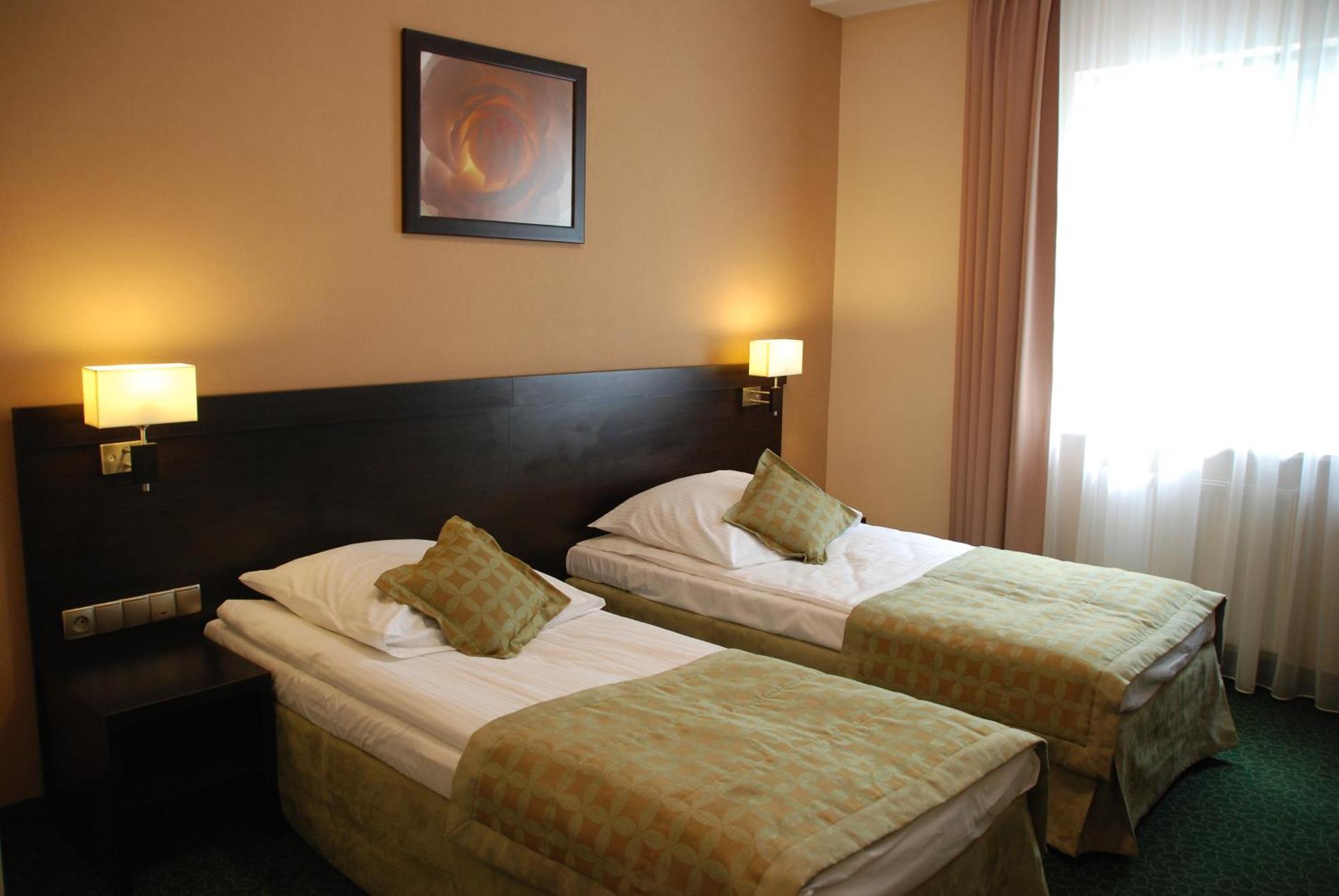 Hotel Topaz Poznan Centrum Eksteriør billede